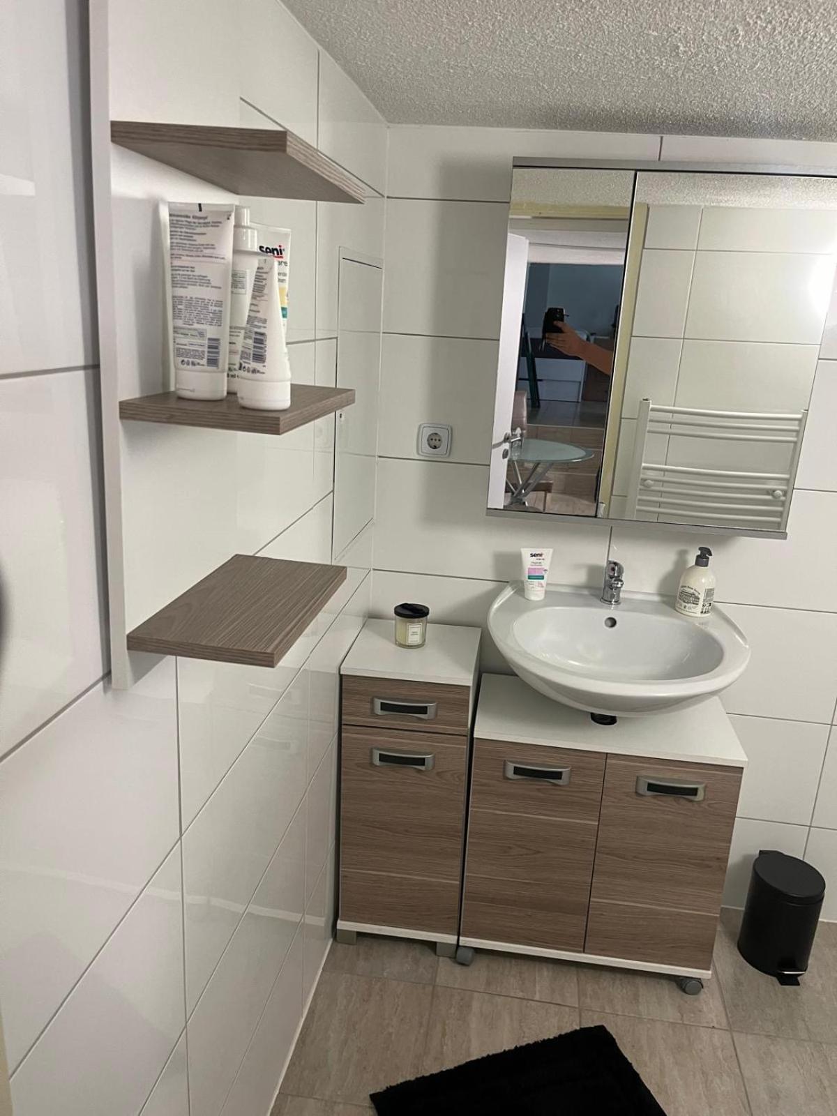Waldstadt Homes, イーザーローン エクステリア 写真