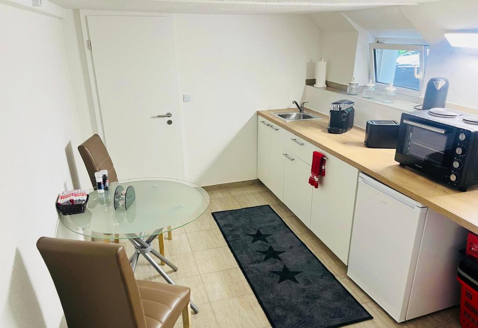 Waldstadt Homes, イーザーローン エクステリア 写真