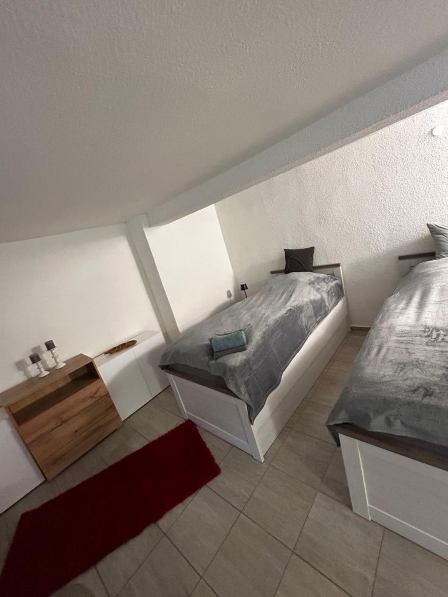 Waldstadt Homes, イーザーローン エクステリア 写真