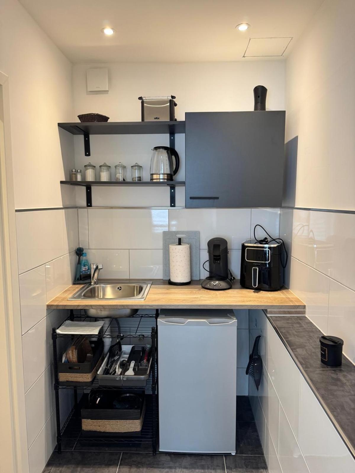 Waldstadt Homes, イーザーローン エクステリア 写真